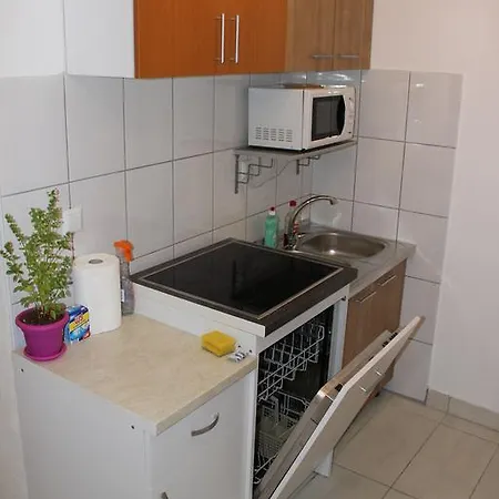 Konukevi Put *